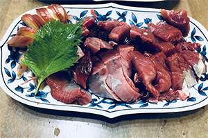 Sashimi aus dem Unechten Bonito Sashimi aus dem Unechten Bonito